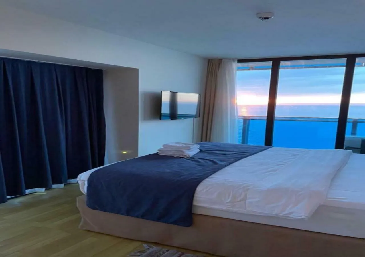 Orbi City Sea View Батуми Апартаменты